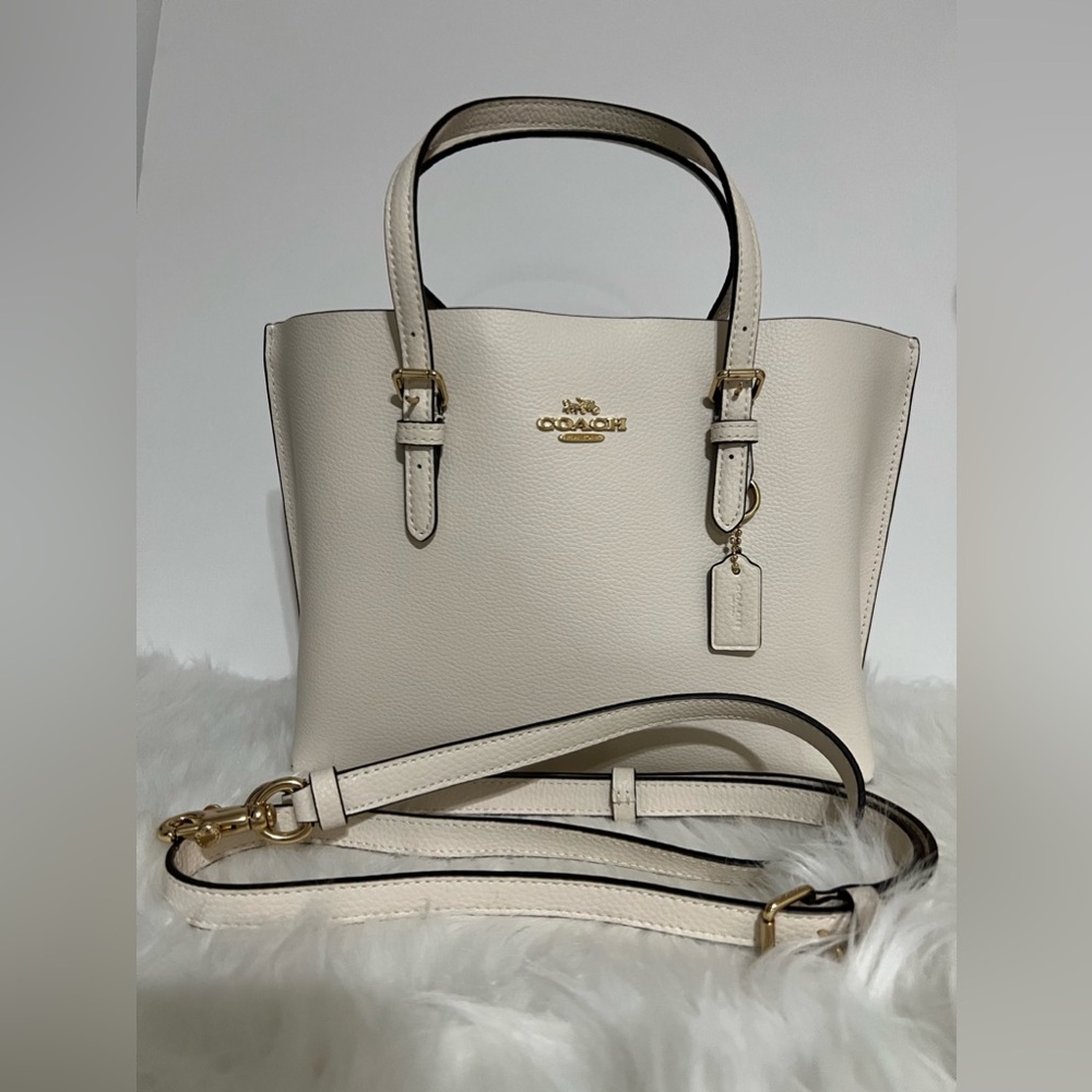 COACH Mollie Tote 25 White Tote Bag
